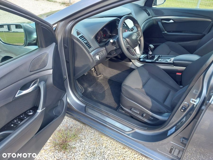 Hyundai i40 2.0 Premium - 20