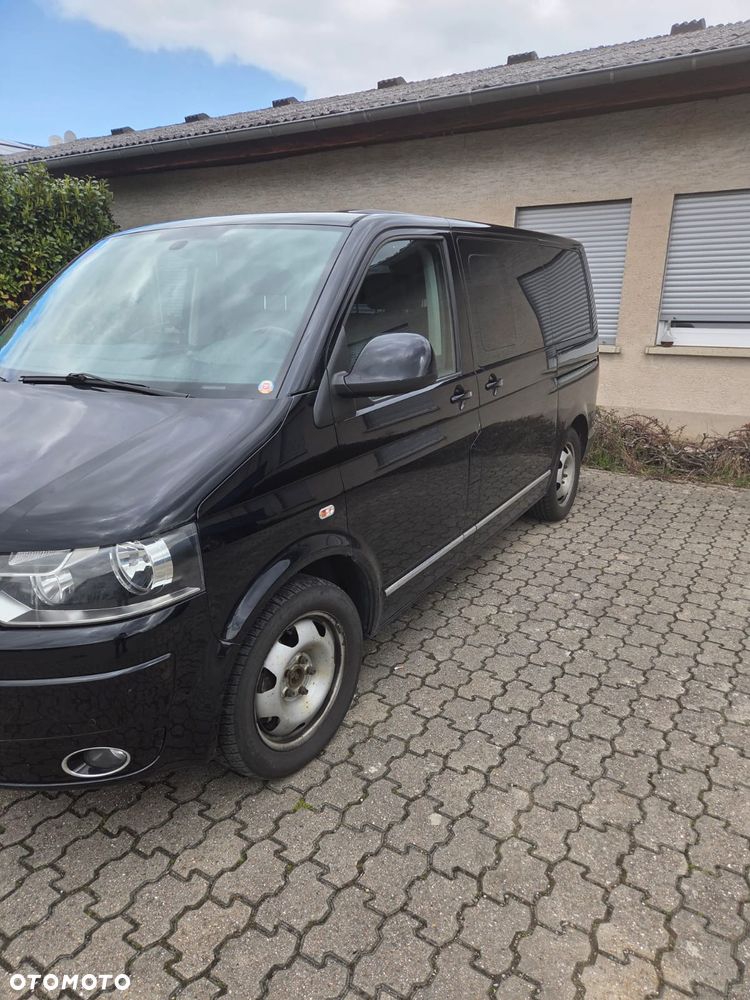 Volkswagen Multivan - 2
