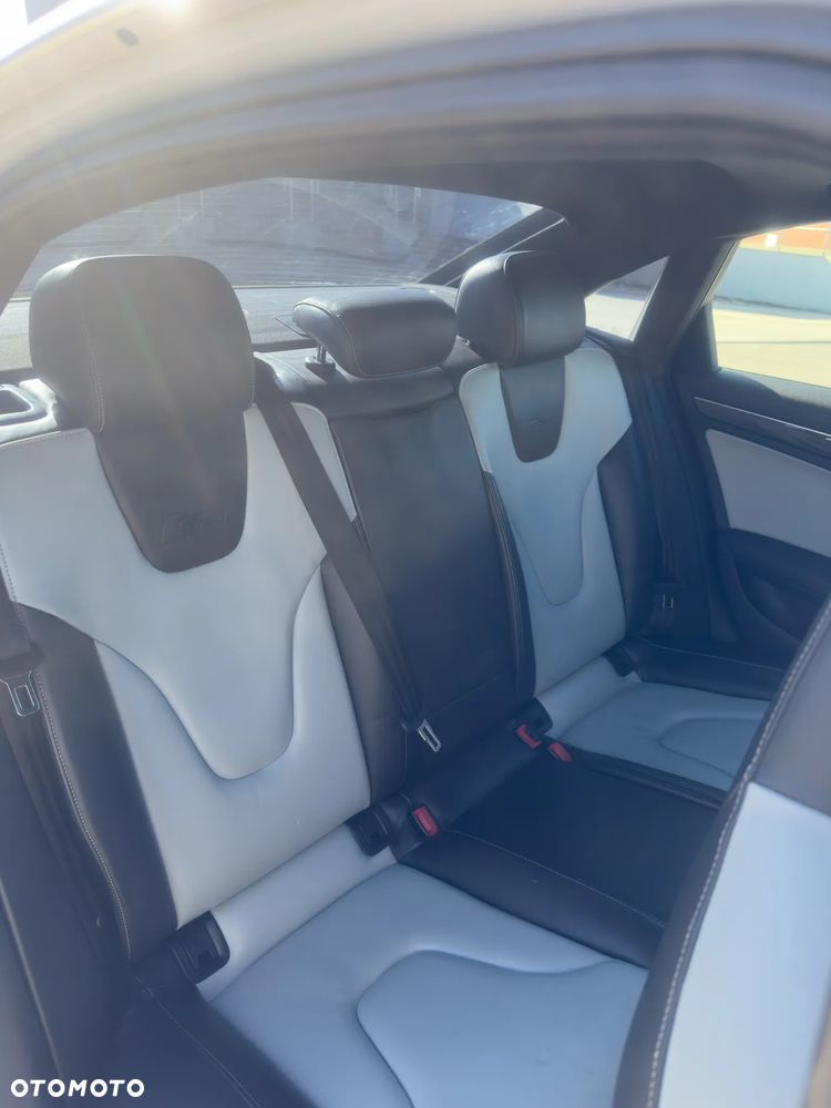 Audi S4 Limousine - 10