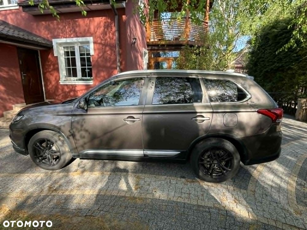 Mitsubishi Outlander 2.0 Intense Comfort 4WD CVT - 1