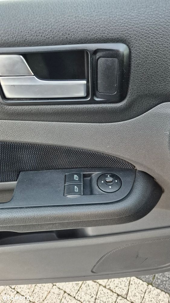 Ford Focus - 11