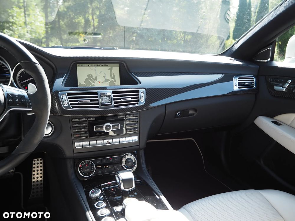 Mercedes-Benz CLS 63 AMG - 23
