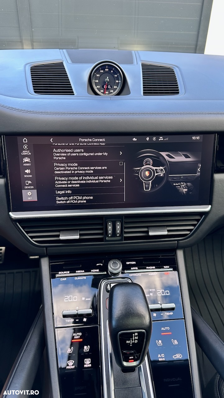 Porsche Cayenne Coupe S - 18