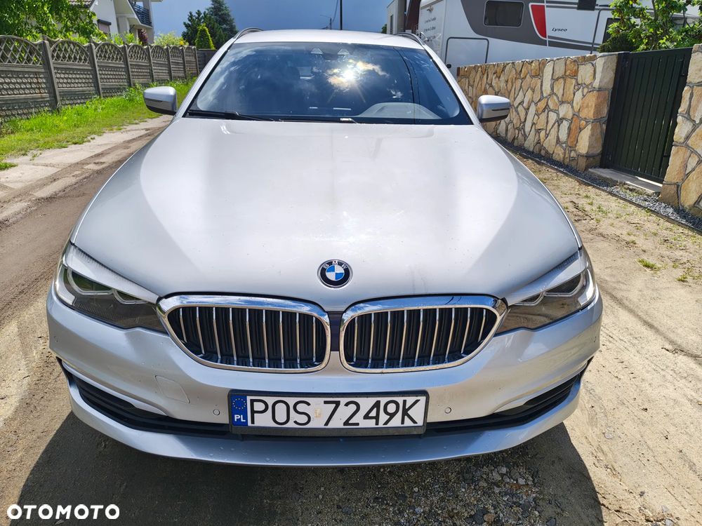 BMW Seria 5 530d xDrive Sport Line - 3