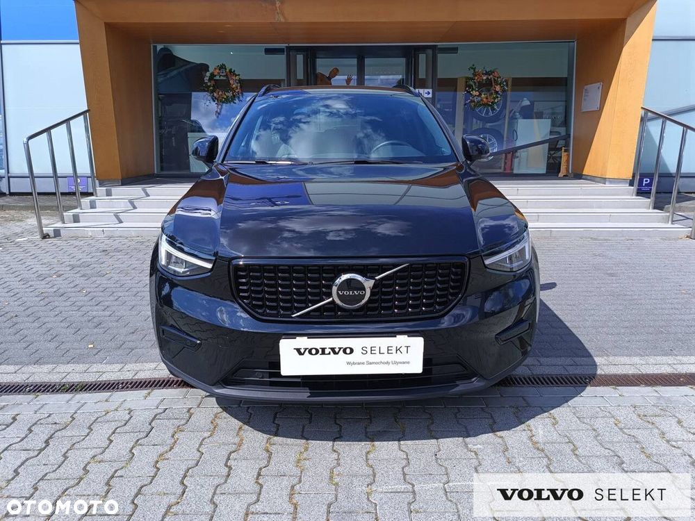 Volvo XC 40 - 4
