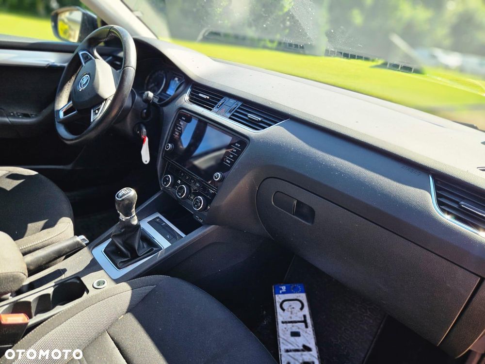 Skoda Octavia 1.6 TDI SCR Ambition - 28