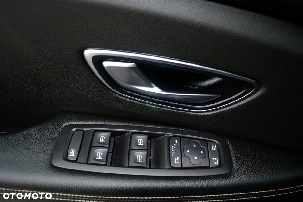 Renault Scenic - 30