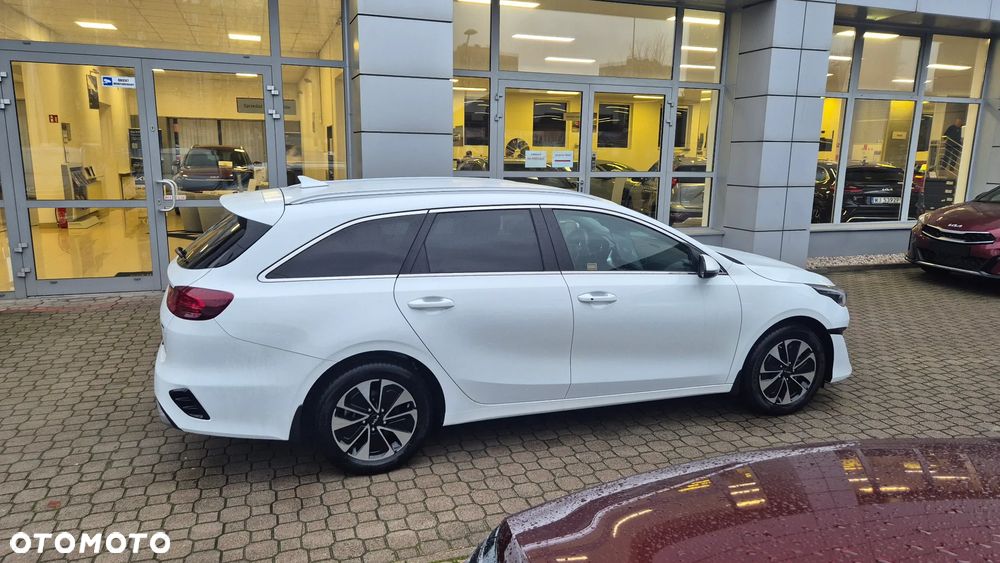Kia Ceed 1.6 GDI PHEV L DCT - 3