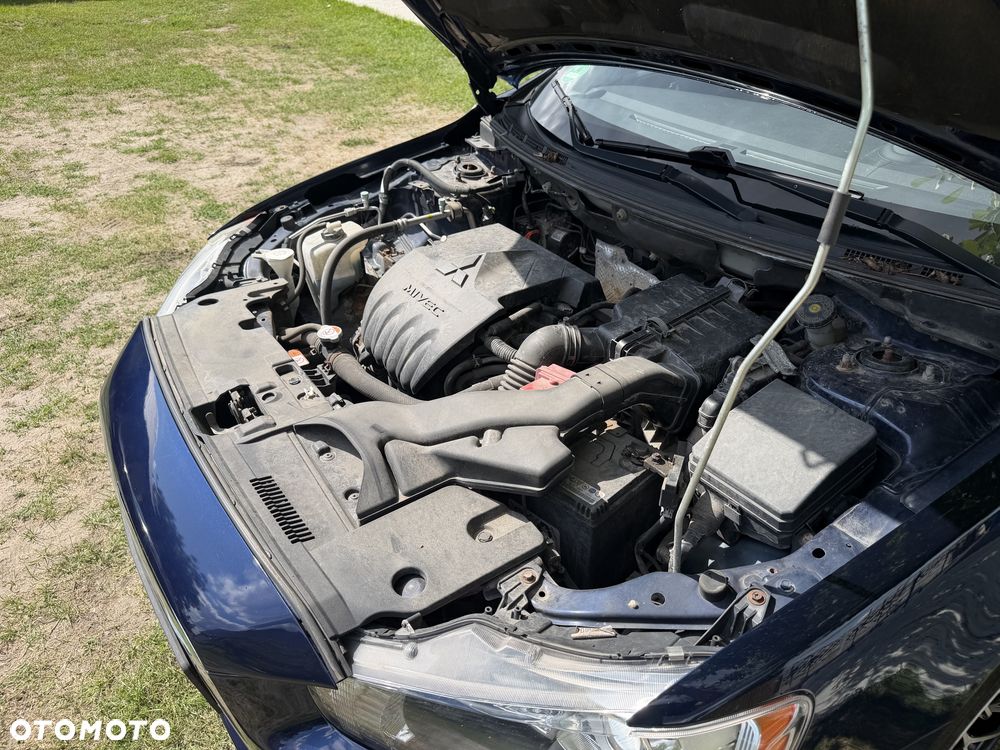Mitsubishi Lancer 1.6 Invite - 29