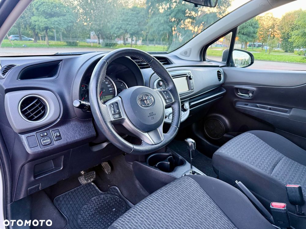 Toyota Yaris 1.33 Premium MS EU6 - 15
