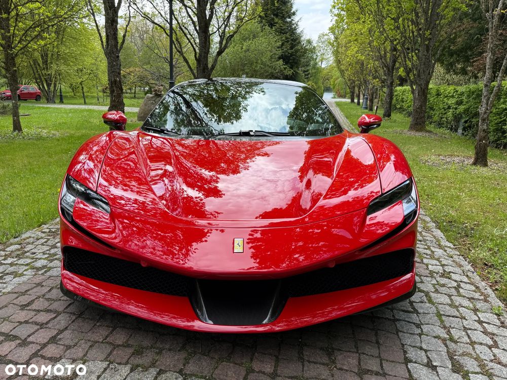 Ferrari SF90 Stradale - 9