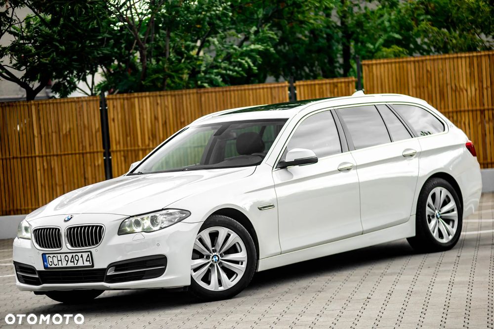 BMW Seria 5 525d Luxury Line - 9