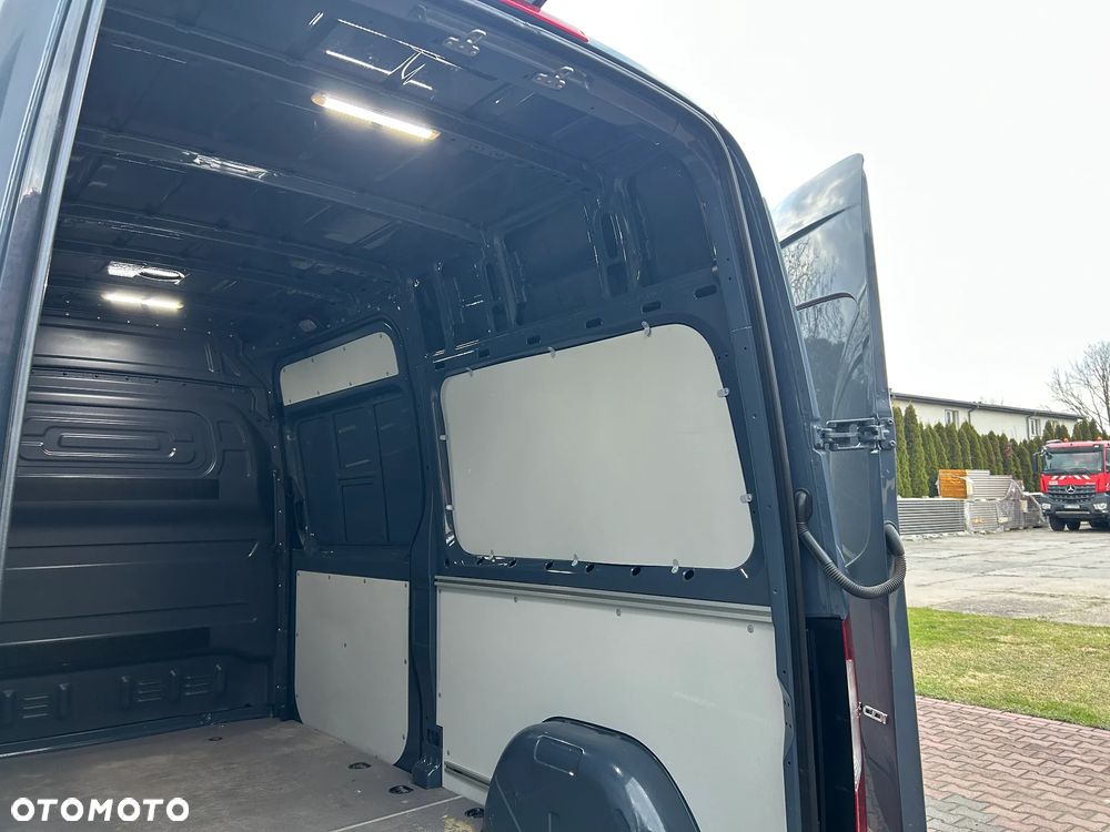 Mercedes-Benz Sprinter 314 - 22