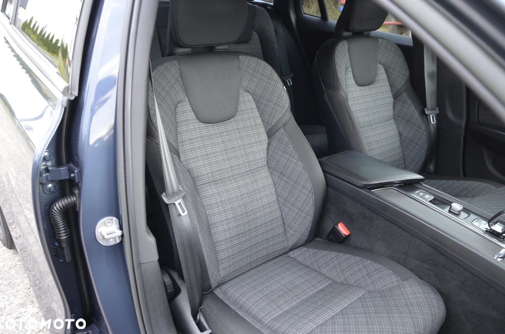 Volvo V60 - 22