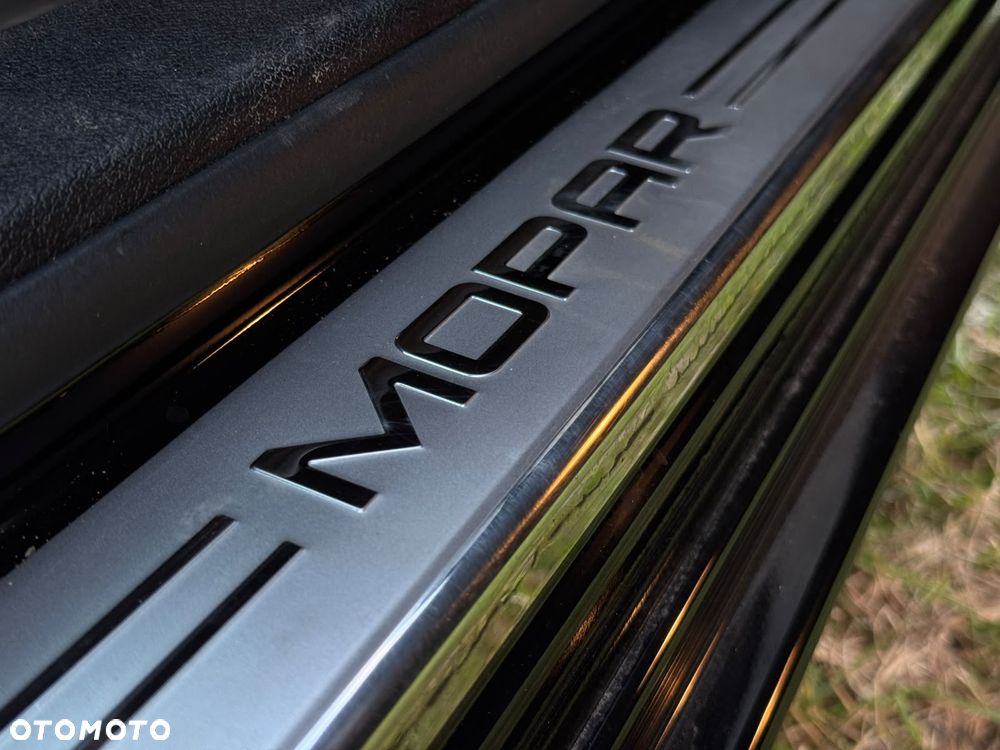 Dodge Charger - 9
