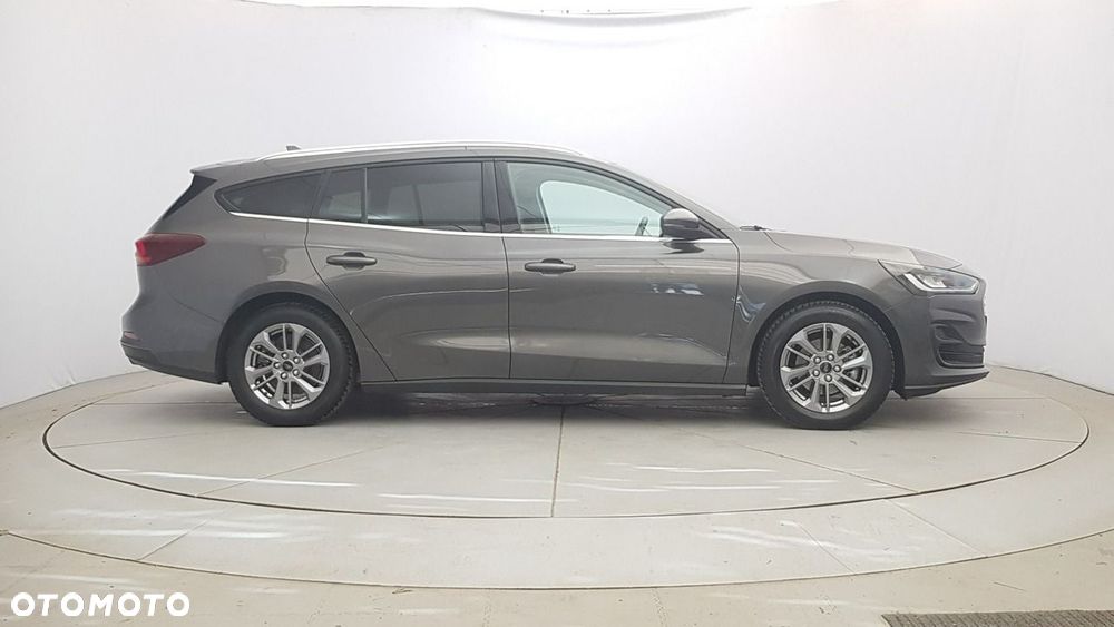 Ford Focus - 8
