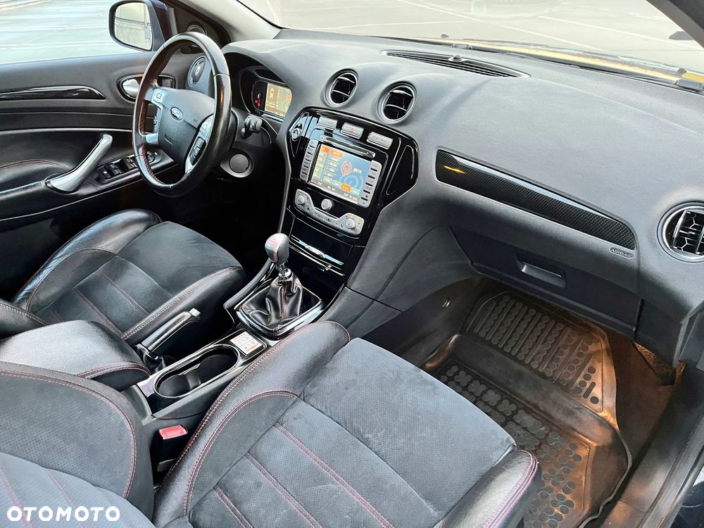 Ford Mondeo 2.5 Titanium S - 16