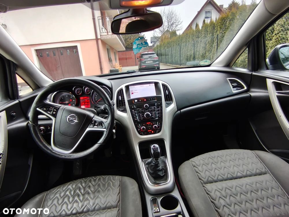 Opel Astra 1.7 CDTI DPF Exklusiv - 4