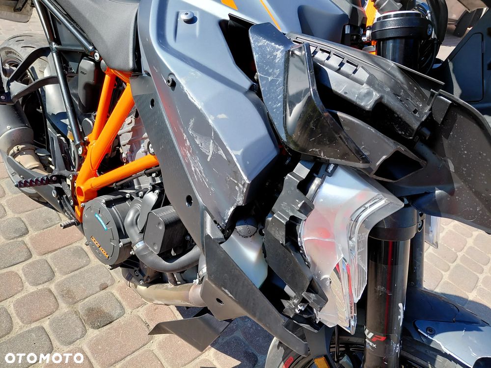 KTM Super Duke - 12