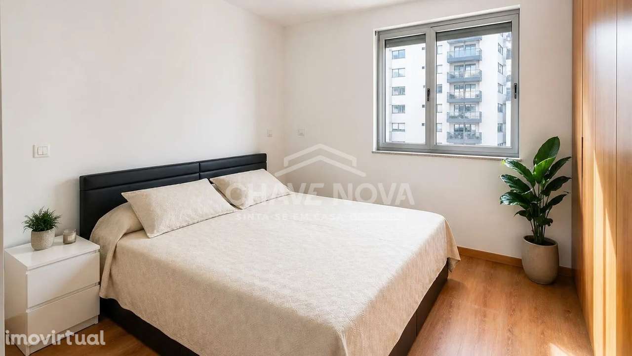 T0 c/ Terraço e Lugar de Garagem em Mafamude (El Corte Inglés) - Grande imagem: 5/7