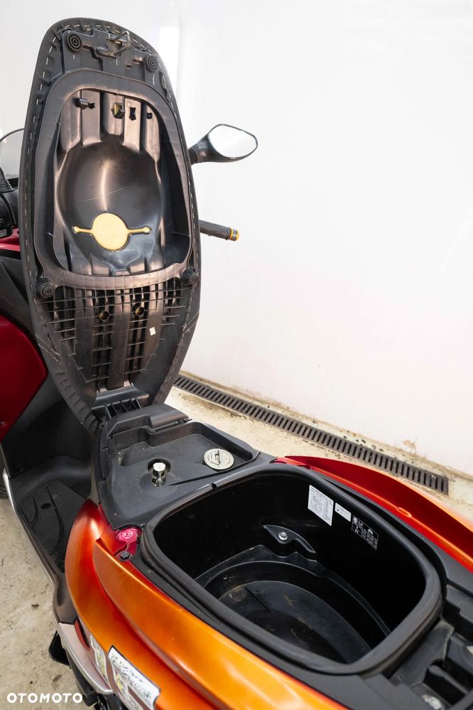 Yamaha Tricity - 19