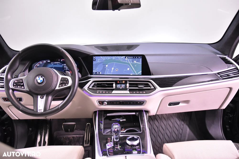 BMW X7 M50d - 9