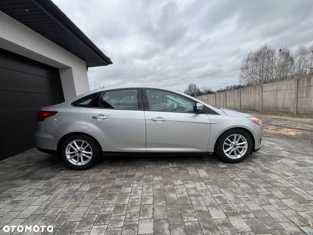 Ford Focus ver-2-0-trend - 25
