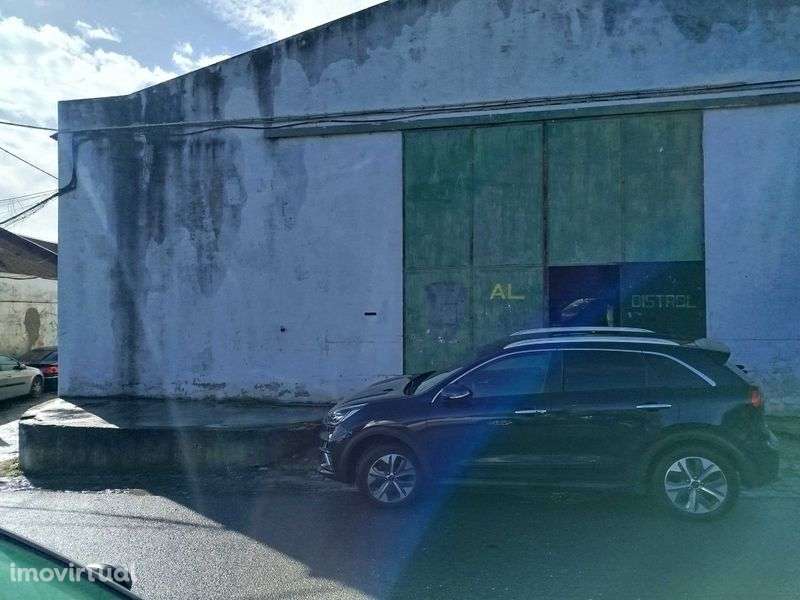 Alugo armazém em Lisboa - Grande imagem: 3/12
