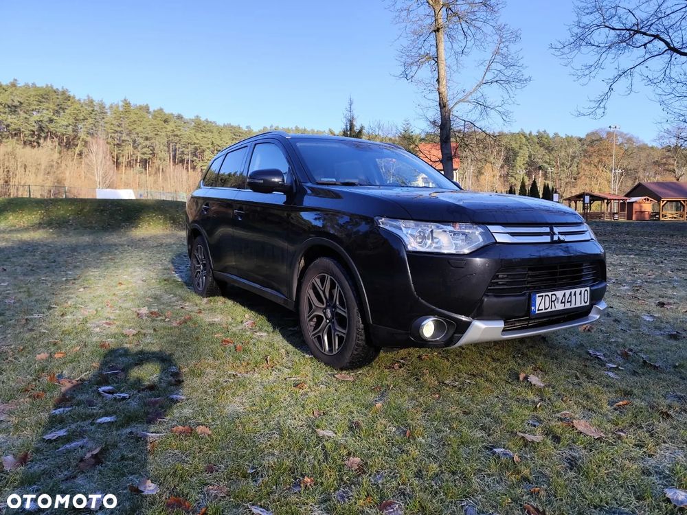 Mitsubishi Outlander 2.2 DID Instyle Navi 4WD - 8