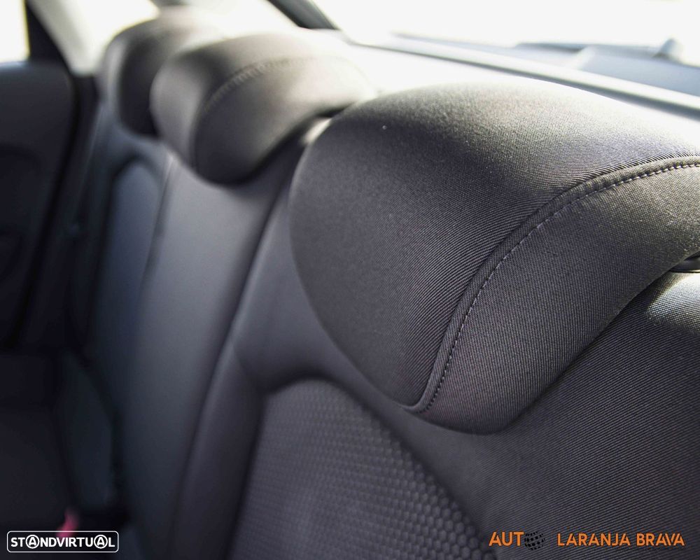 Audi A1 Sportback 1.6 TDI S-line - 30