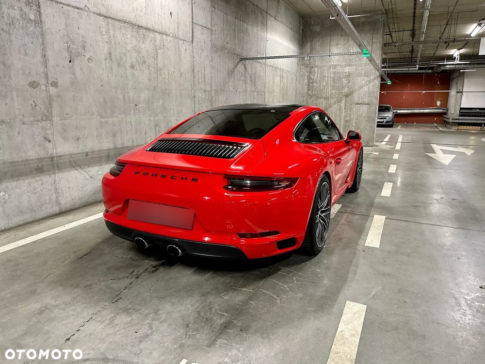 Porsche 911 Carrera S PDK - 6