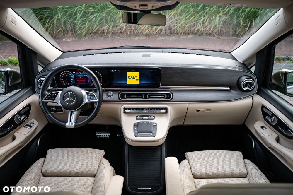 Mercedes-Benz Klasa V 300 d 4-Matic 9G-Tronic Avantgarde (długi) - 13