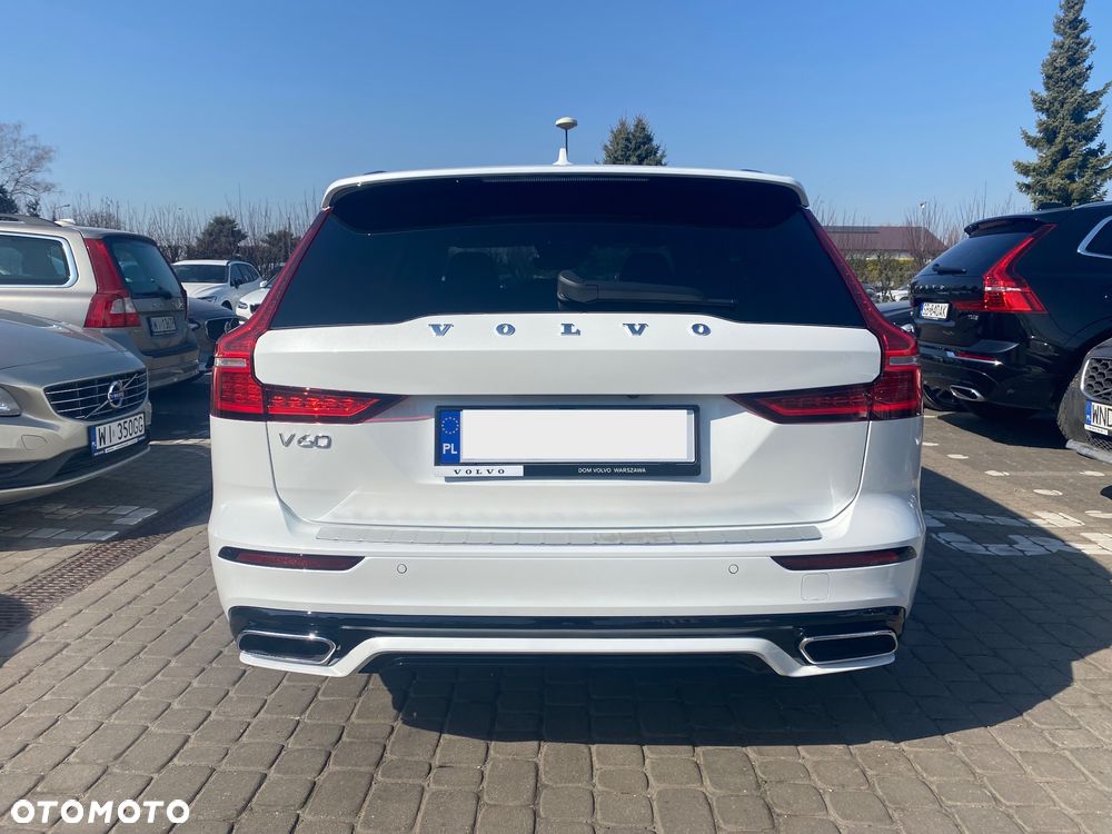 Volvo V60 B5 B AWD R-Design - 6