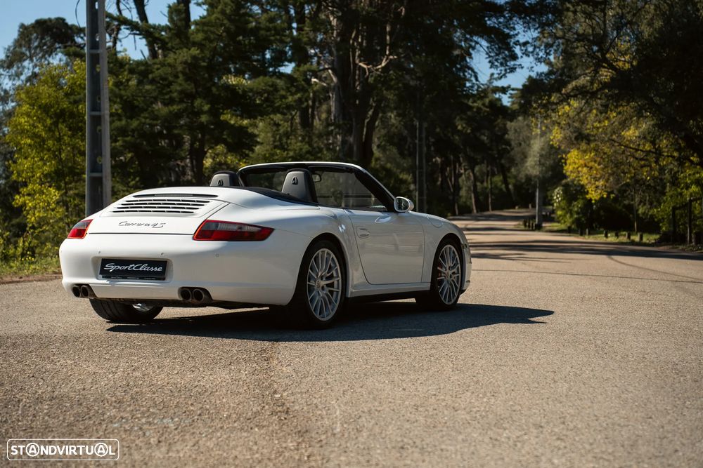 Porsche 911 (997) Carrera 4 S Cabriolet - 21