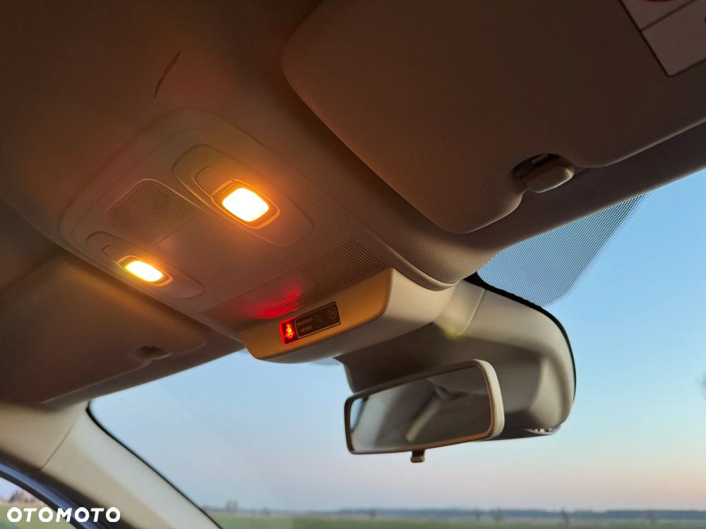 Renault Megane 1.5 dCi Limited 2018 - 34