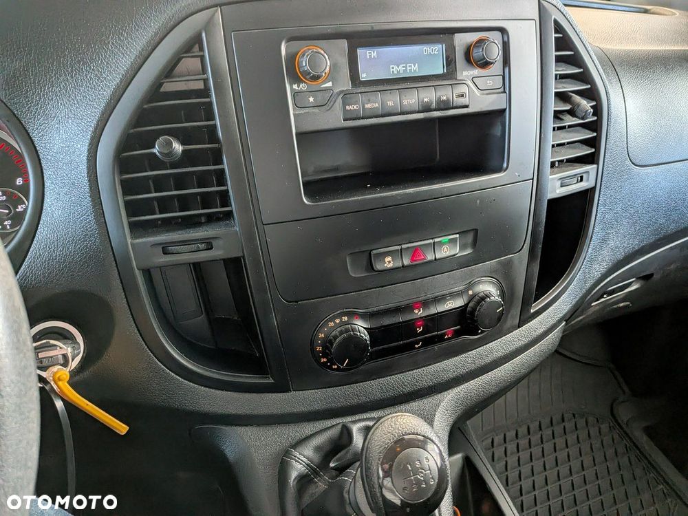 Mercedes-Benz Vito - 12