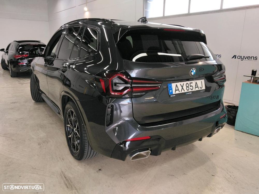 BMW X3 20 d xDrive Pack M - 3