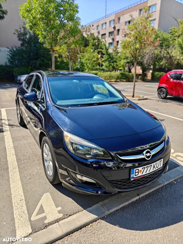 Opel Astra 1.4 ECOTEC Turbo Start/Stop Enjoy - 2