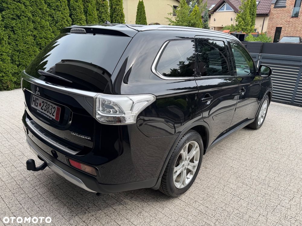 Mitsubishi Outlander 2.0 4WD CVT Diamant Edition+ - 13