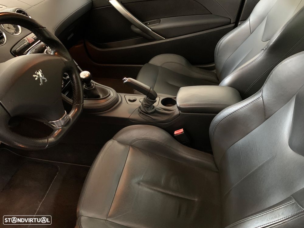 Peugeot RCZ 1.6 200 THP - 21