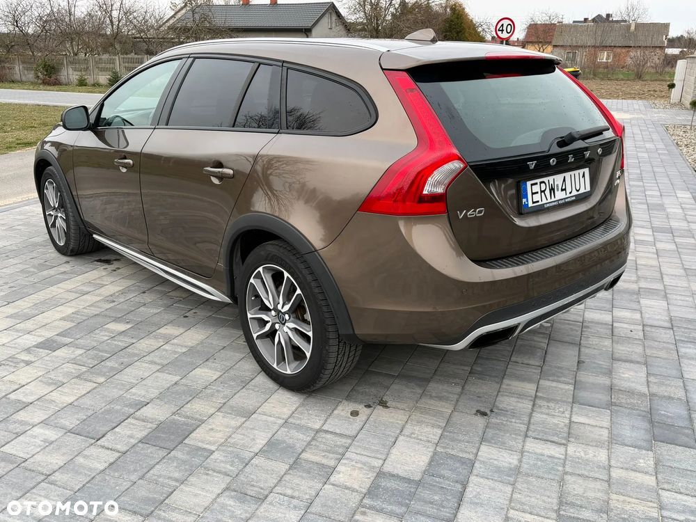Volvo V60 - 2