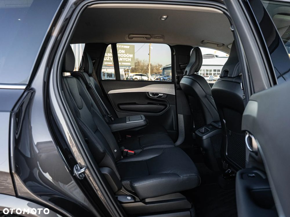 Volvo XC 90 - 28