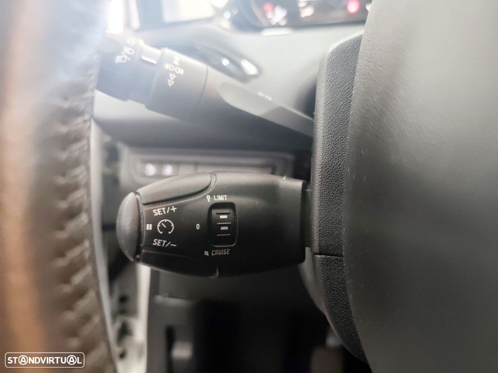 Peugeot 208 1.2 VTi Active - 27