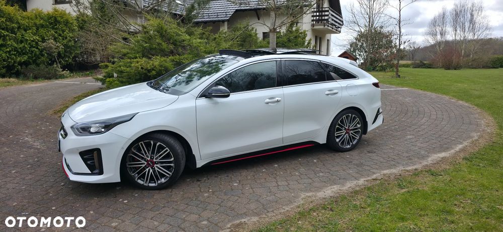 Kia ProCeed - 9