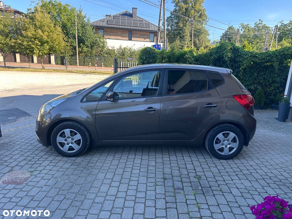 Kia Venga 1.6 Business Line - 13