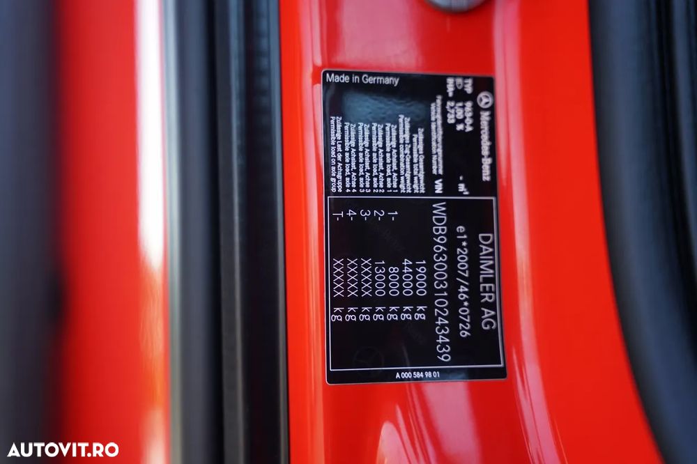 Mercedes-Benz ACTROS 1833 / CORTINĂ - 8,5 M / 4x2 / STREAM SPACE / LIFT DHOLLANDIA - 38