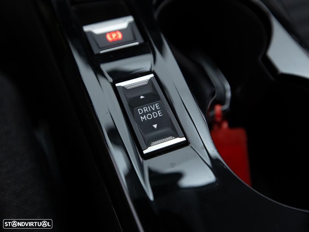 Peugeot e-2008 50 kWh Active Pack - 20