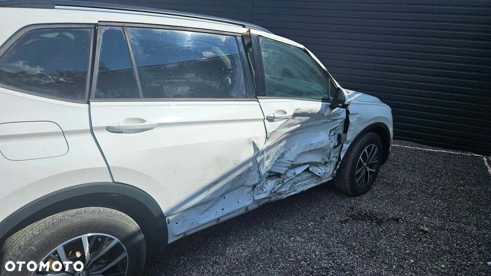 Volkswagen Tiguan - 30