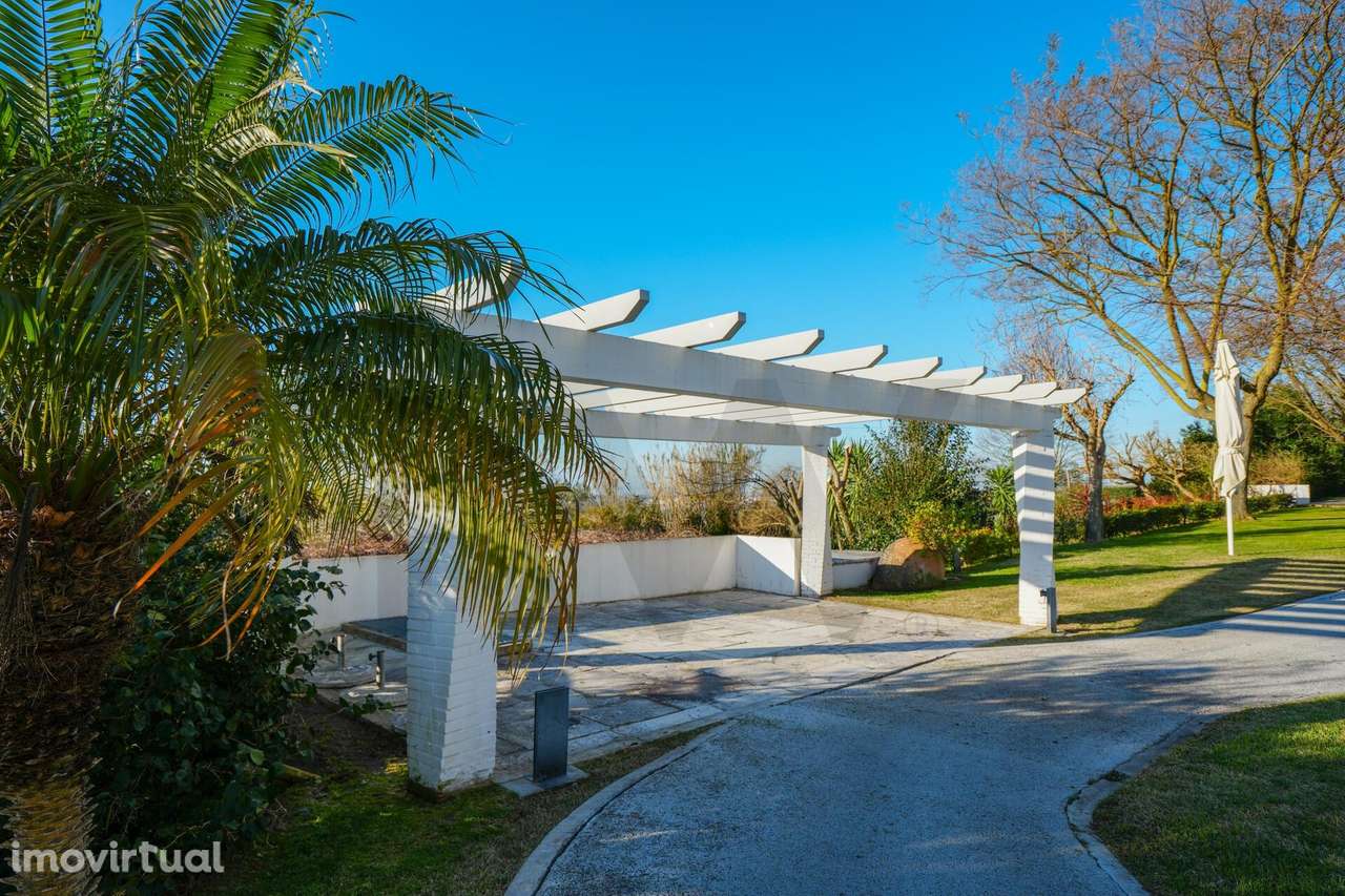 Quinta, Propriedade Exclusiva com Elevado Potencial Imobiliário - Grande imagem: 4/31