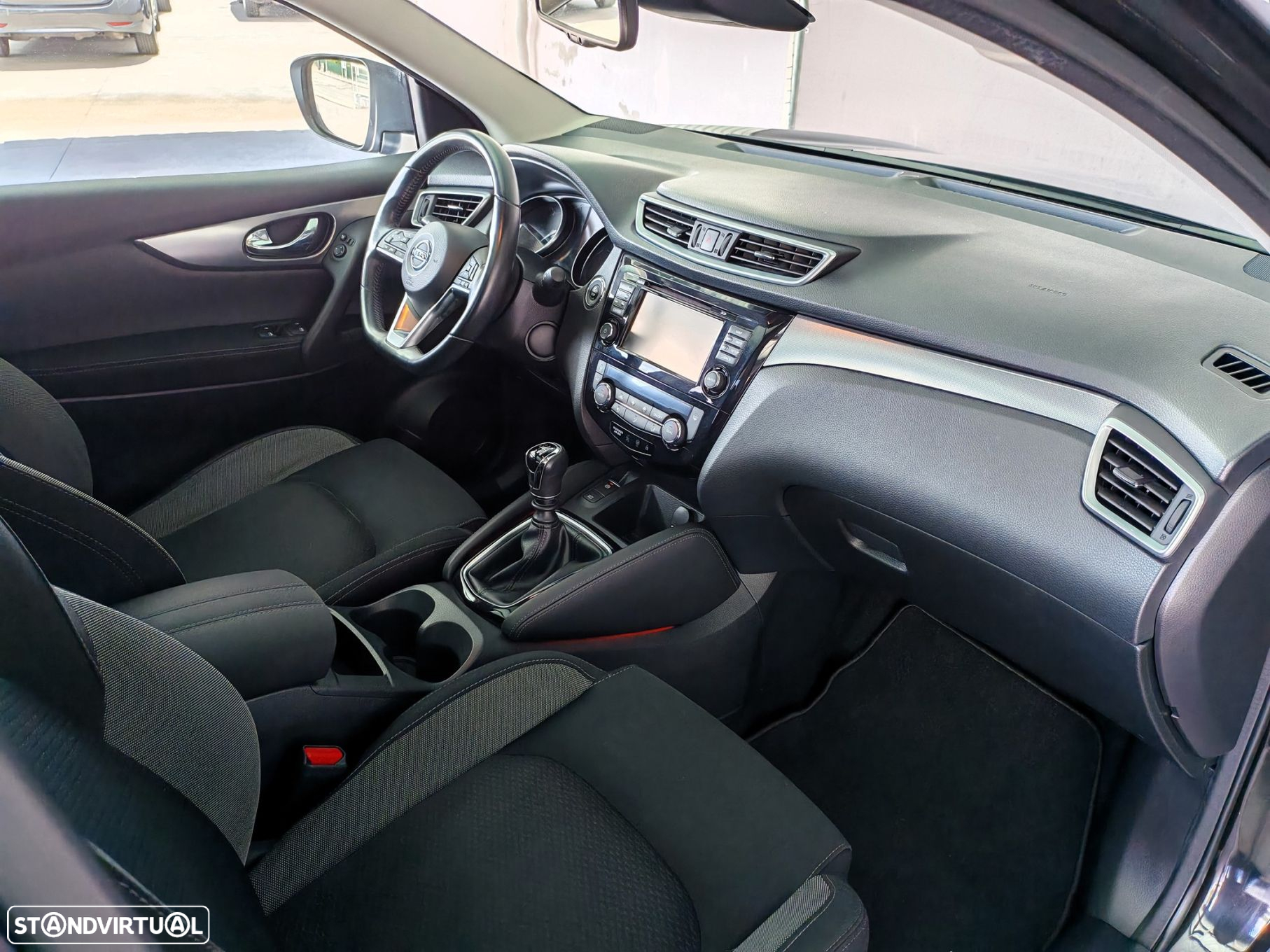 Nissan Qashqai 1.5 dCi Tekna - 9